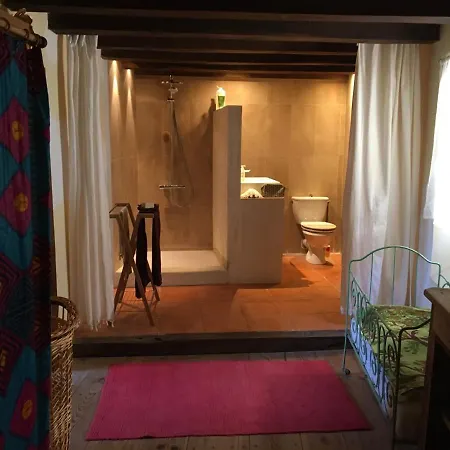 Guest house Bazas Inn